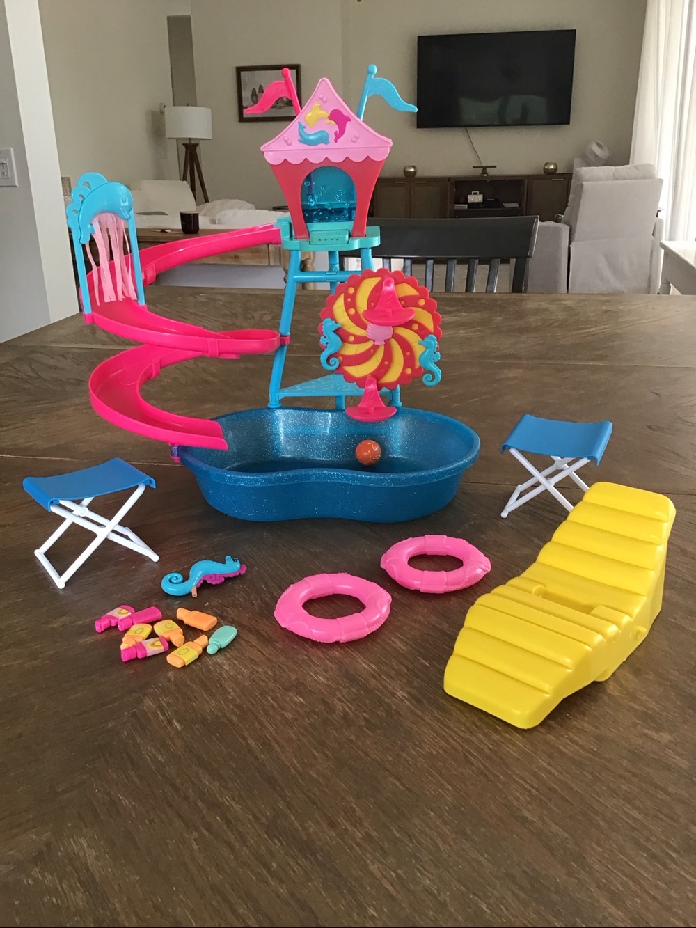 VINTAGE RARE Mattel Barbie Puppy Water Park Playset 2011